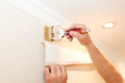 Pose de papier peint à Thorigny — revêtements muraux et toiles de verre
